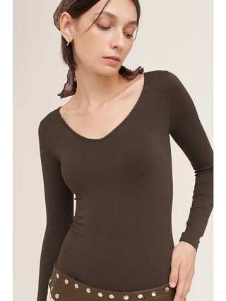 NIKIBIKI Women's Jersey V Neck Long Sleeve Bodysuit, Chocolate