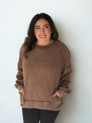 Vintage Vibe Mineral Wash Pullover – Relaxed Exposed Seam Cotton Sweatshirt, Cacao