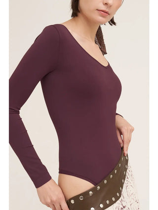 NIKIBIKI Women's Jersey V Neck Long Sleeve Bodysuit, Raisin