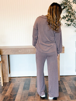 Quiet Confidence Two-Tone Ribbed Set, Mocha