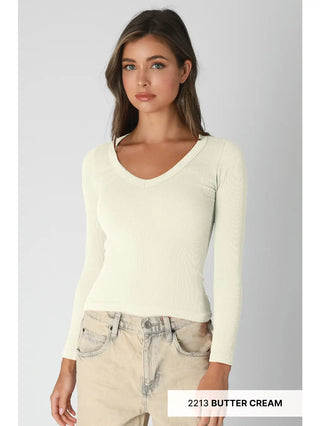 NIKIBIKI Women's Deep V Neck Long Sleeve Top, Butter Cream