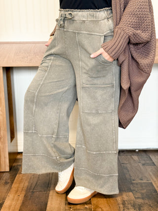 Coastal Comfort Cargo Knit Pants