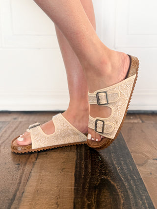 Very G Berry 5 Tooled Sandal