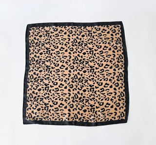 PRETTY SIMPLE Alice Square Scarf, Leopard