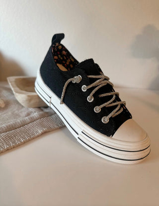 Very G Aman Slip On Sneaker, Quilted Black