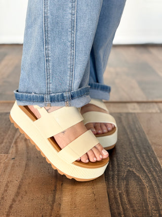 Reef Water Vista Higher, Cloud