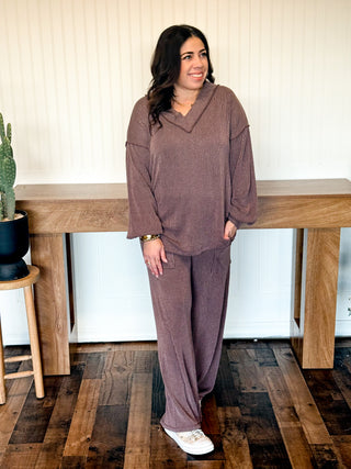 Quiet Confidence Two-Tone Ribbed Set, Mocha