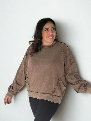 Vintage Vibe Mineral Wash Pullover – Relaxed Exposed Seam Cotton Sweatshirt, Cacao