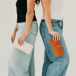 PRETTY SIMPLE Essentials Carryall Wallet, Cream