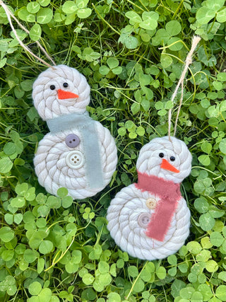 #2 Snowman Macrame Ornament