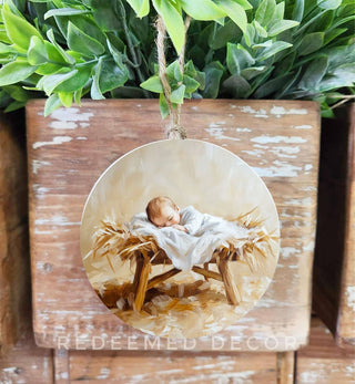 Wood Ornament Manger