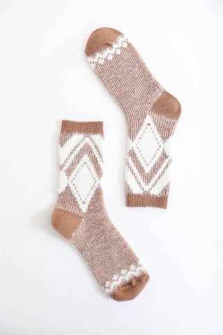Cozy Cabin Diamond Socks One Size, Camel