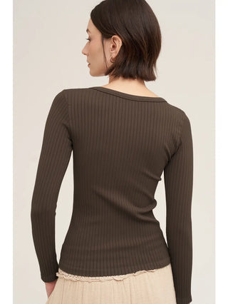 NIKIBIKI Women's Wide Ribbed Long Sleeve Top, Chocolate