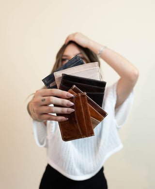 BedStu Chuck Wallet, Tan Rustic - 280 Bags - The Farmhouse