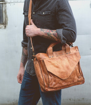 BedStu Depp Messenger Bag, Tan Dip Dye*** - 450 BedStu Dropship - The Farmhouse