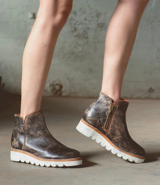BedStu Lydyi Boot, Black Lux - 300 Footwear - The Farmhouse