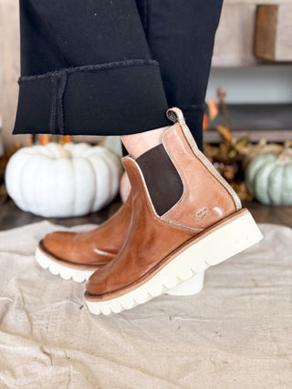 BedStu Novel ii Boot, Tan Rustic - 300 Footwear - The Farmhouse