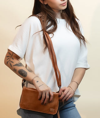 BedStu Templeton II Bag, Tan Rustic - 450 BedStu Dropship - The Farmhouse