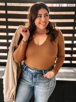 Cambridge Long Sleeve V - Neck Double Lined Top - Amber Brown - The Farmhouse