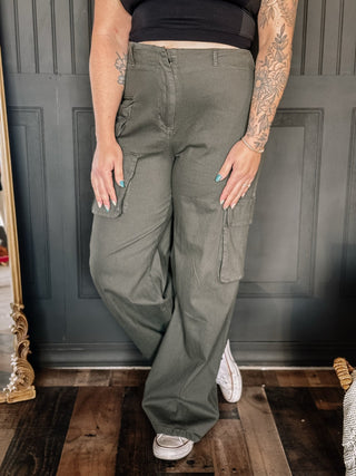 Cameo Cargo Pants, Olive - The Farmhouse