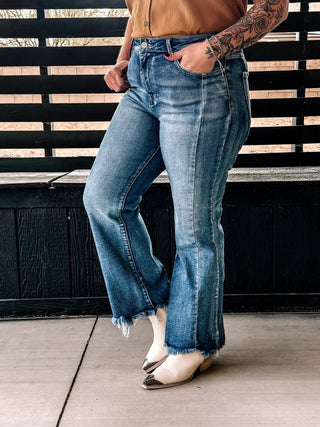 Canyon Crest Ankle Flare Hem Detail Jeans - The Farmhouse