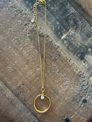 Celeste Circle Gem Necklace, Gold - 290 Jewelry - The Farmhouse