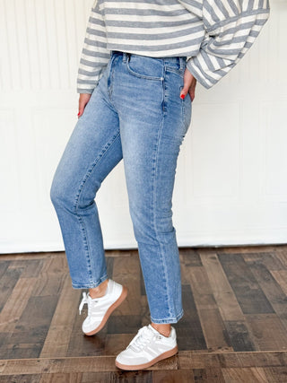 Classic High Rise 90s Jean - 210 Jeans - The Farmhouse