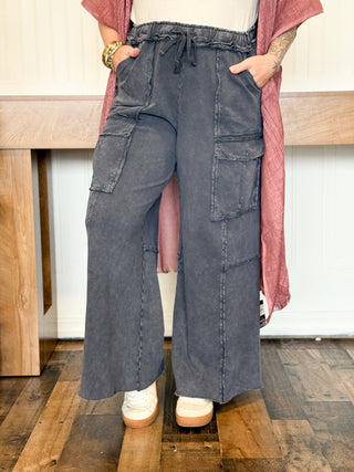 Driftwood Cargo Terry Sweatpants, Black - 240 Pants - The Farmhouse