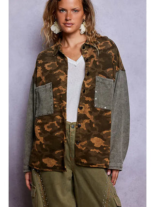 POL Women's Harvest Hunt Studded Camo Shacket