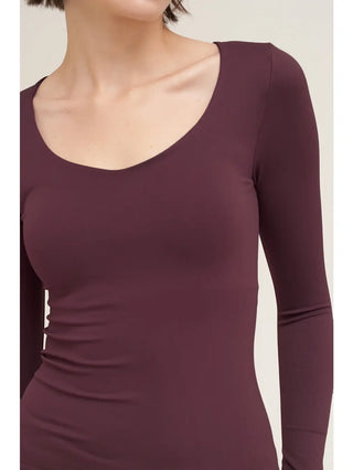 NIKIBIKI Women's Clean Line Sweetheart Long Sleeve Top, Raisin