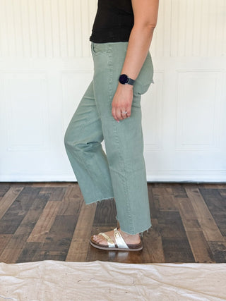 High Rise Wide Leg With Crop - 210 Jeans - The Farmhouse