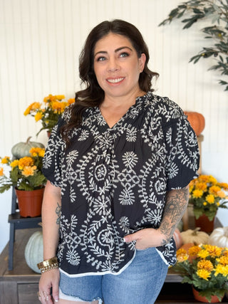 Honeycomb Ruffle Top, Black - The Farmhouse