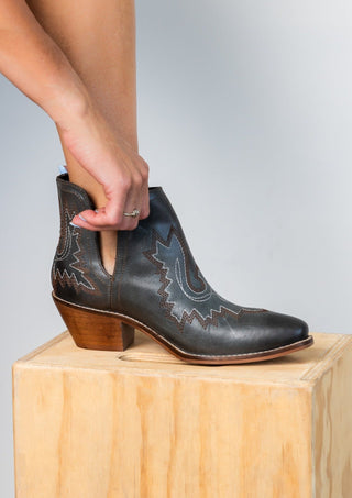 Kickin' Booties in Teal - 110 Fashion Boots - The Farmhouse