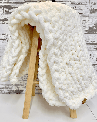 Kozy Knits Hand Knit Blanket Class with or without Hearts - Events + Classes - The Farmhouse