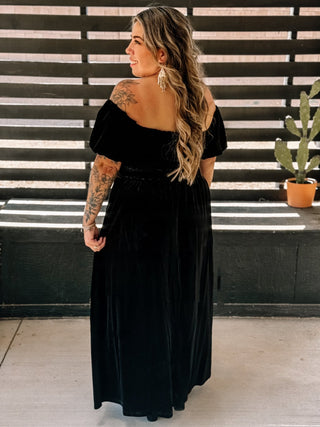 Midnight Rose Elegant Velvet Dress, Black - The Farmhouse