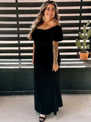 Midnight Rose Elegant Velvet Dress, Black - The Farmhouse