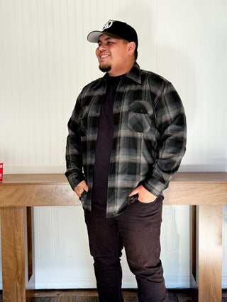 Midnight Timber Flannel - 320 Men's - The Farmhouse