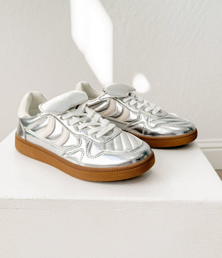 Milan Metallic Sneaker in Silver - 120 Sneakers - The Farmhouse