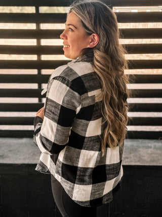 Morning Glow Athleisure Flannel, Black - The Farmhouse