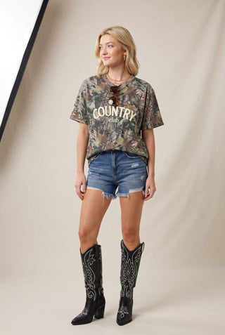 Back view of Country Club vintage wood camo heavyweight tee