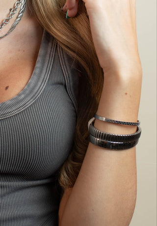 Pressie Heartbeat Bangle - Bracelets - The Farmhouse