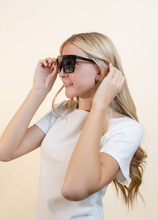QUAY1 Nightfall Oversized Unisex Sunglasses, Black Smoke Polarized - 260 Fashion Accessories - The Farmhouse