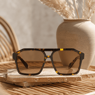 QUAY28 Soundcheck Modern Vintage Aviator Sunglasses, Tortoise Yellow/Tan - 260 Fashion Accessories - The Farmhouse
