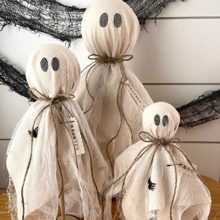 Rustic Primitive Halloween Ghost Home Decor - 3 Sizes Large - 430 Holiday Décor - The Farmhouse