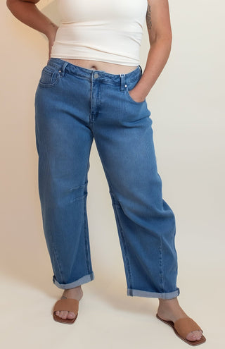 Slouchy Crop Barrel Textured Jeans - Jeans - The Farmhouse