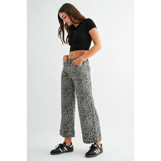 The Catwalk Cuffed Crop Pants - 210 Jeans - The Farmhouse