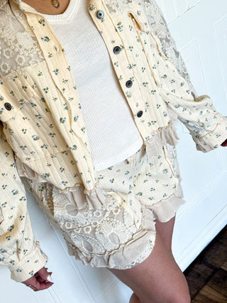 The Cloudberry Lace Trim Shorts, Cream Floral - 220 Shorts + Skirts - The Farmhouse