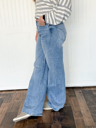 The Sky - High Wide - 210 Jeans - The Farmhouse