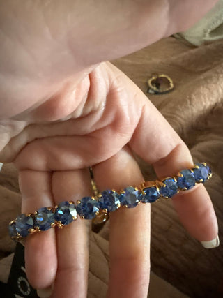 TOVA Oakland Stretch Bracelet, Sapphire Champagne - 290 Jewelry - The Farmhouse