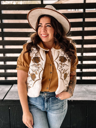 Trailblazer Boho Western Faux Fur Vest, Cream - The Farmhouse